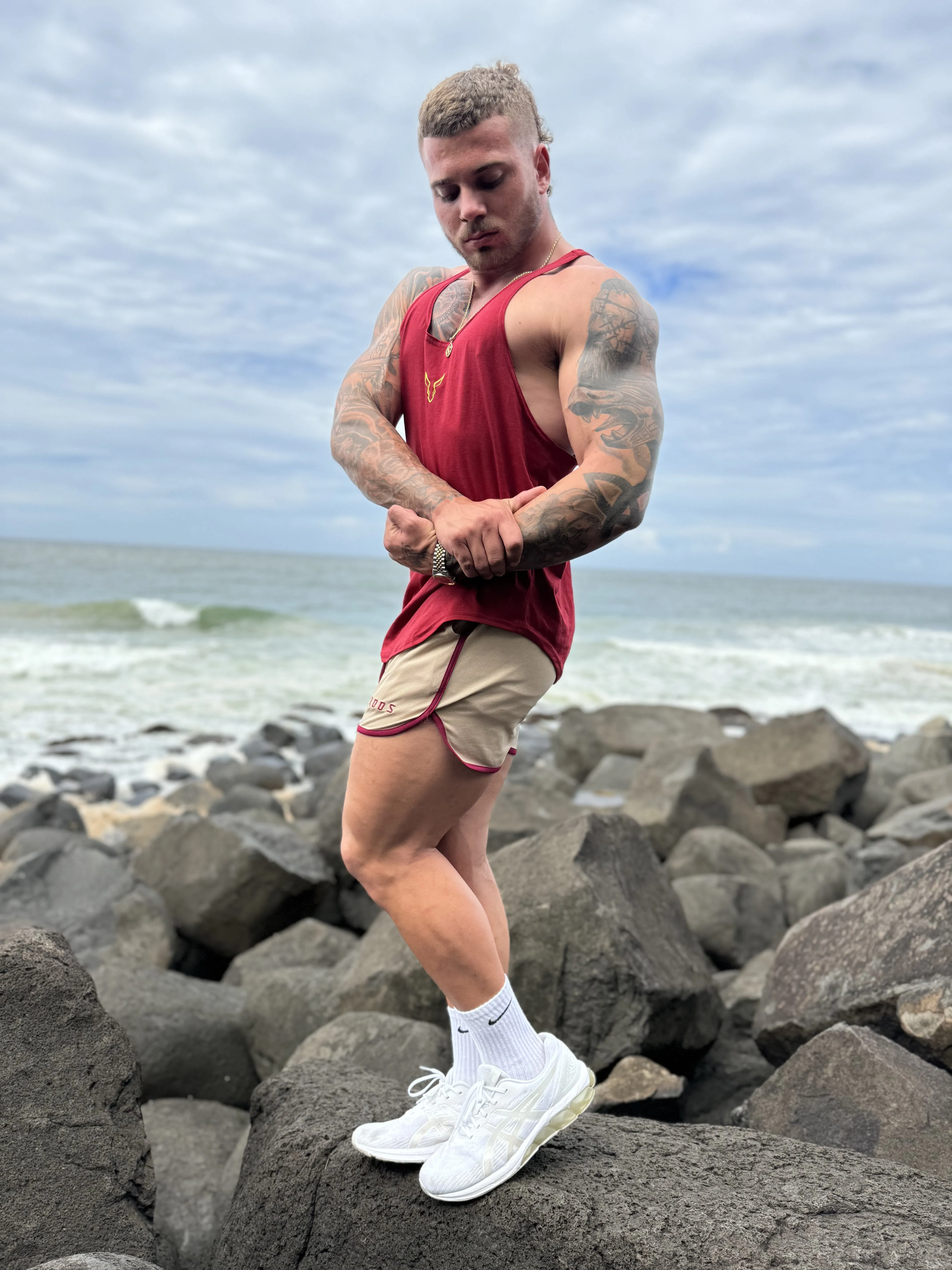 Erupt Stringer - Burgundy