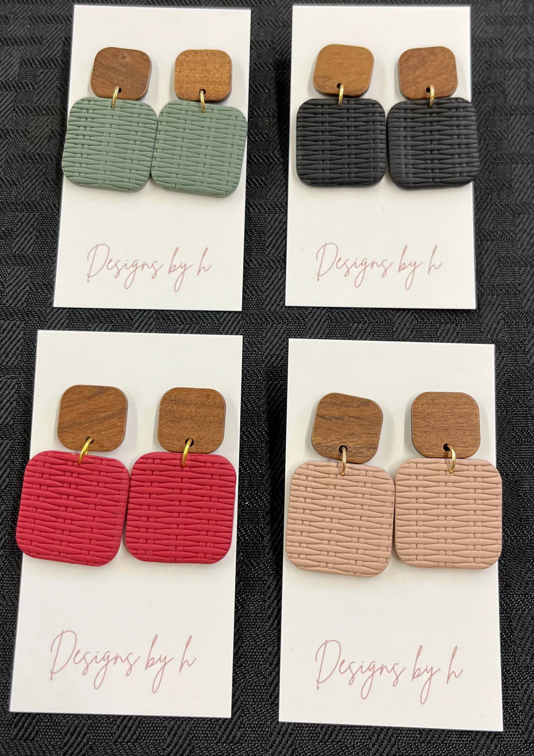 Scroll Dangle Earring (  colors)
